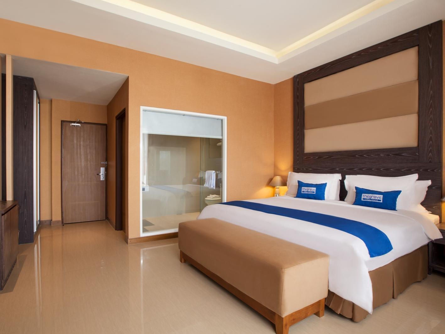 Aveon Express Hotel By Daphna International Джокьякарта Экстерьер фото
